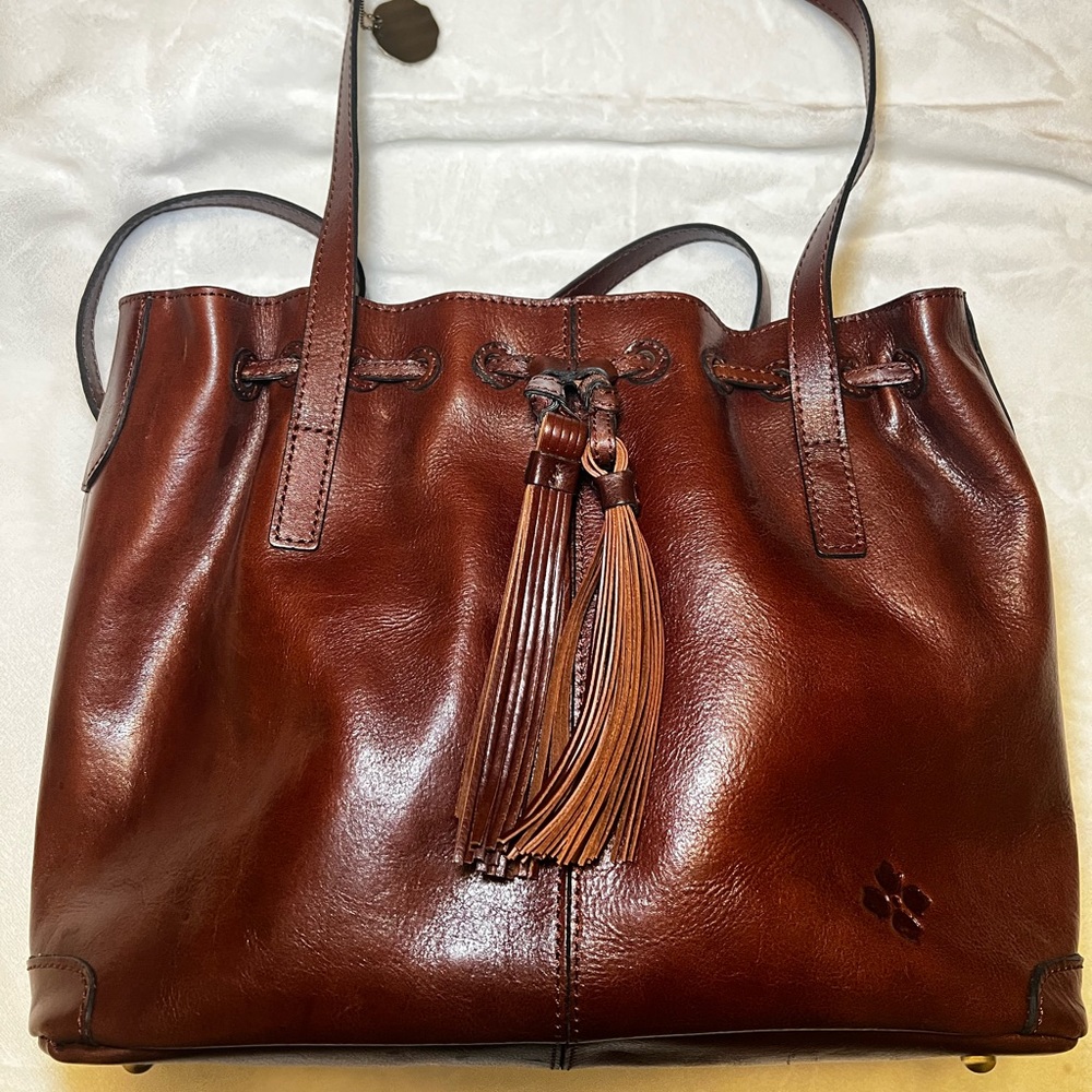 Patricia Nash Leather Drawstring Witney Tote - Distressed British Brown Large
